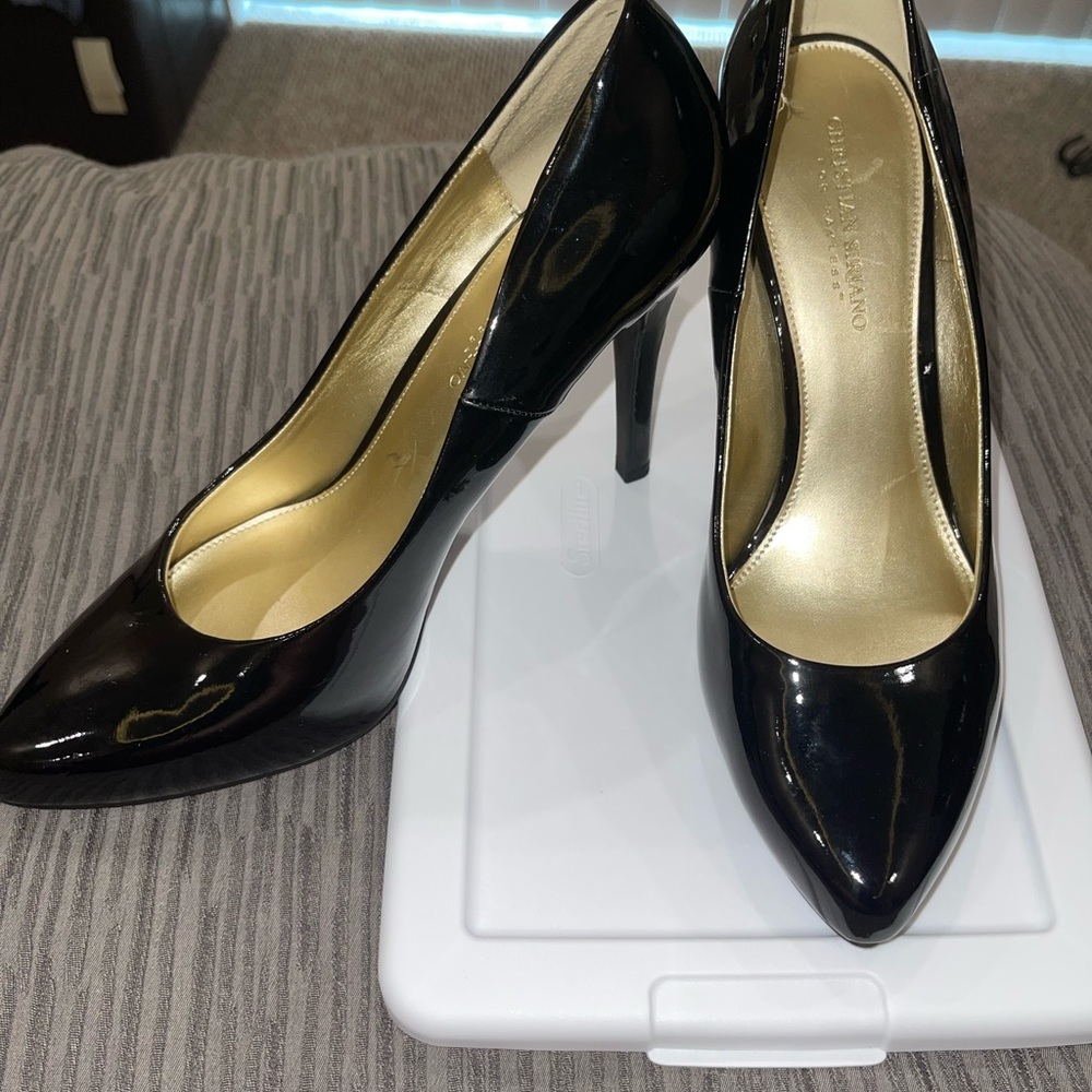 Shiny Black Cristian Siriano Pumps
